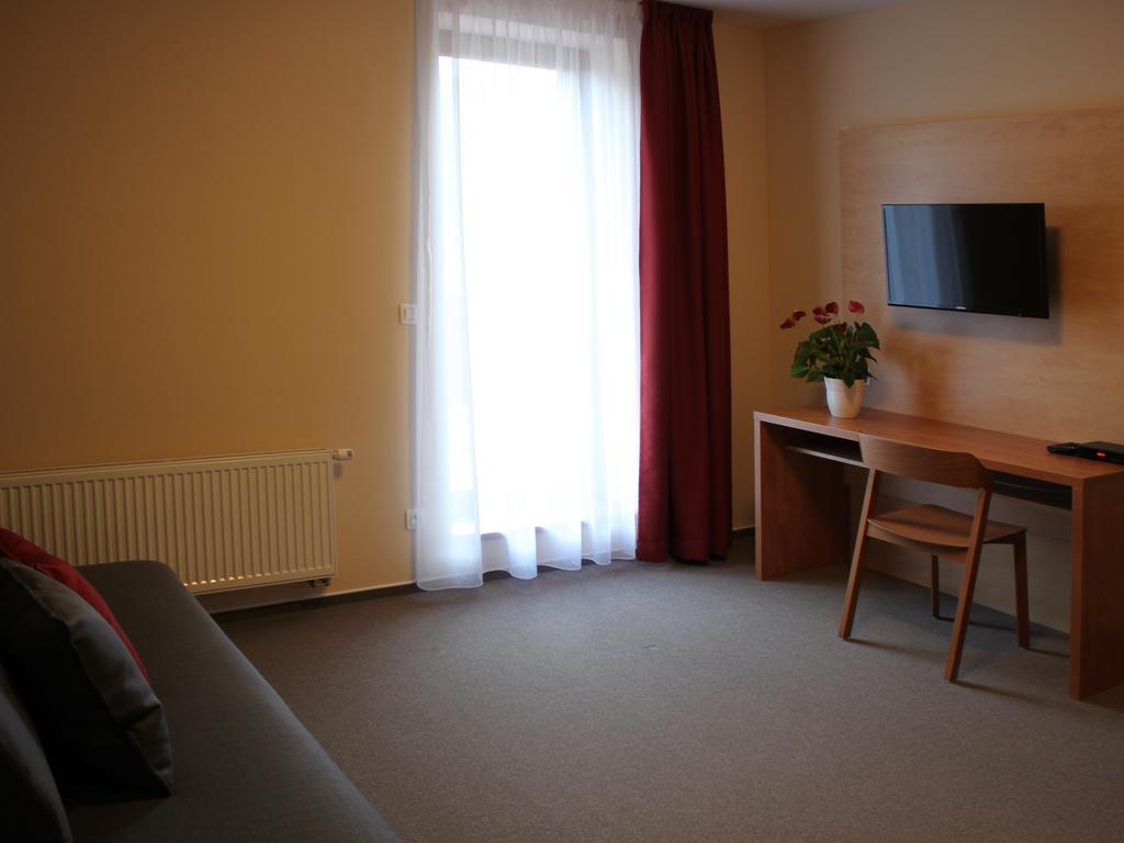 Hotel Toc Lipova Lazne Ruang foto
